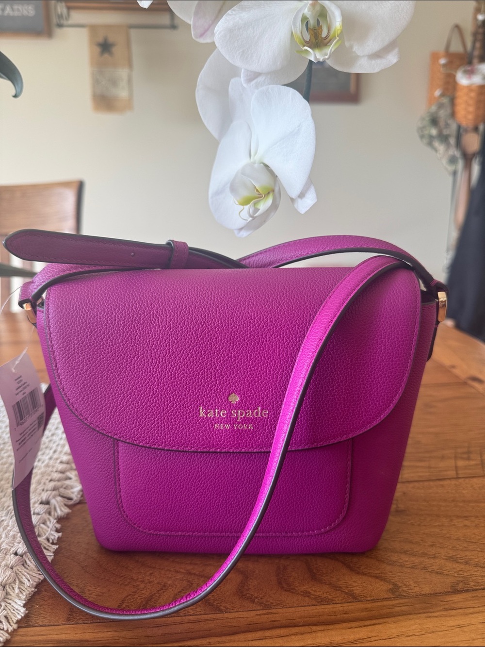 Kate Spade ♠️ vibrant fuchsia leather crossbody bag